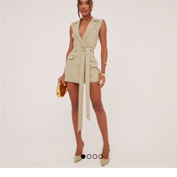 SLEEVELESS BELTED WAIST TAILORED MINI DRESS IN GREEN WOVEN. - Picture 5 of 6